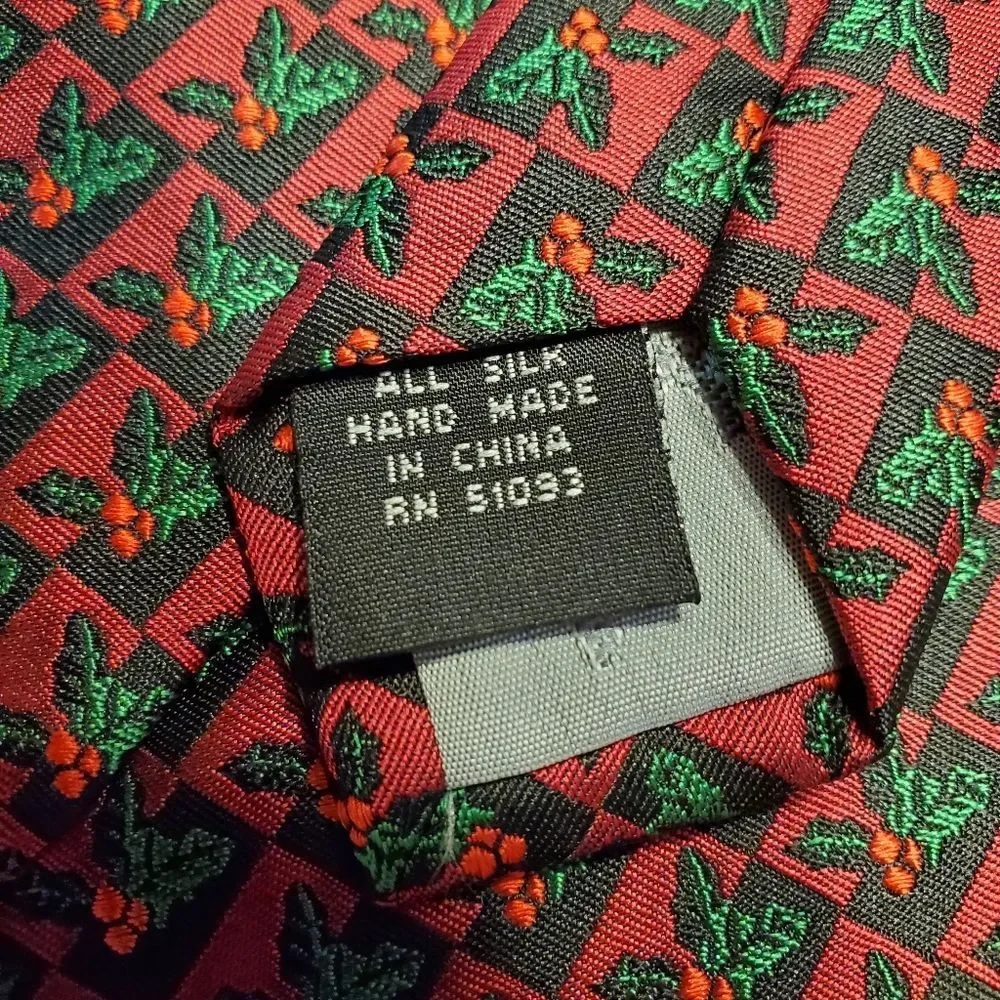Christmas Tie All Silk Hallmark Licensing Holiday Traditions
